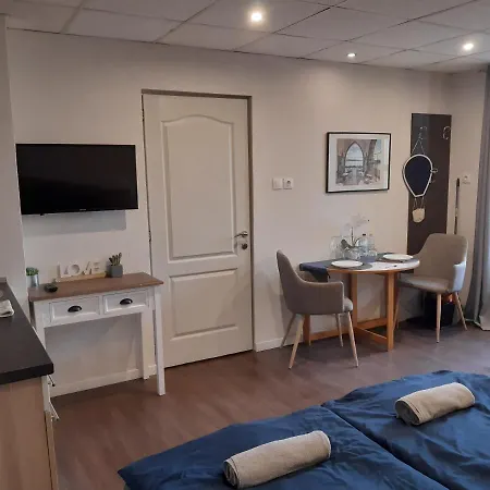 Ady Apartman Tata Exterior foto